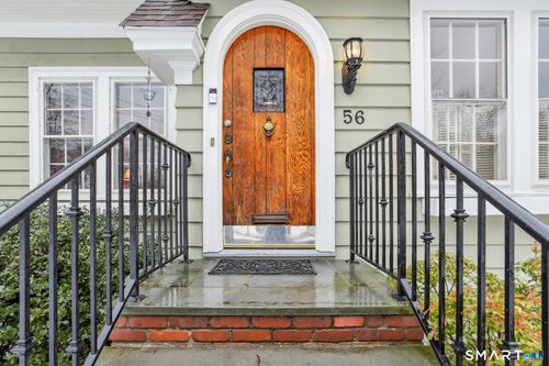 56 Roger Rd, New Haven, CT, 06515-2738 | Card Image