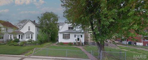 559 N 24th St, East Saint Louis, IL, 62205-2331 | Card Image