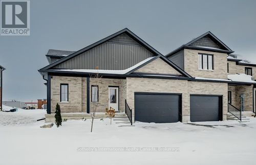 672 Wray Avenue S, North Perth (Listowel), ON, N4W3K9 | Card Image