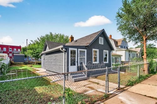 598 Van Buren Ave, Saint Paul, MN, 55103-1539 | Card Image