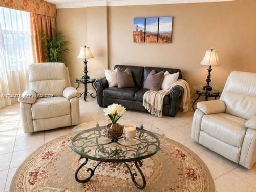 1124-3725 S Ocean Dr, Hollywood, FL, 33019-2926 | Card Image