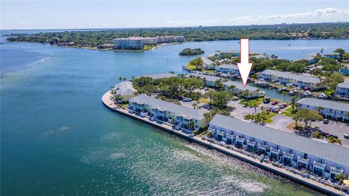 apt-b-5225 Coquina Key Dr Se, ST PETERSBURG, FL, 33705-6331 | Card Image