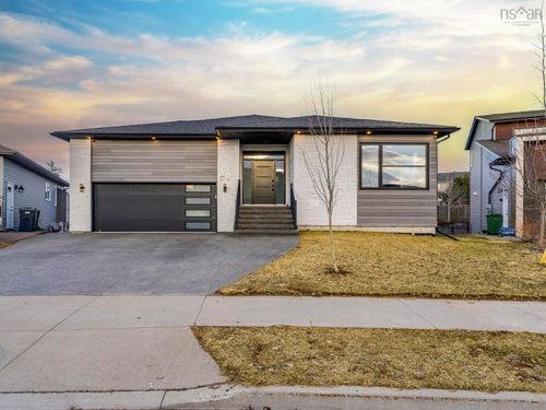 90 Bradford Place, Bedford, NS, B4B0R6 | Card Image