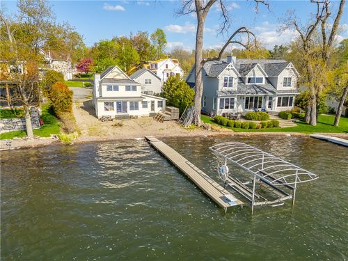 4558 Lake Dr, Canandaigua, NY, 14424-9637 | Card Image
