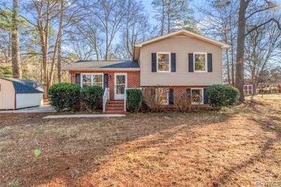 200 E Banbury Road, House other with 3 bedrooms, 2 bathrooms and null parking in Tappahannock VA | Image 1