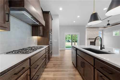 24940 W 145th St, Olathe, KS, 66061-5209 | Card Image