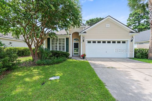 54 Trotting Hill Ln, Bluffton, SC, 29910-7615 | Card Image