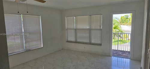 11-3260 Ne 19th Ave, Oakland Park, FL, 33306-1038 | Card Image