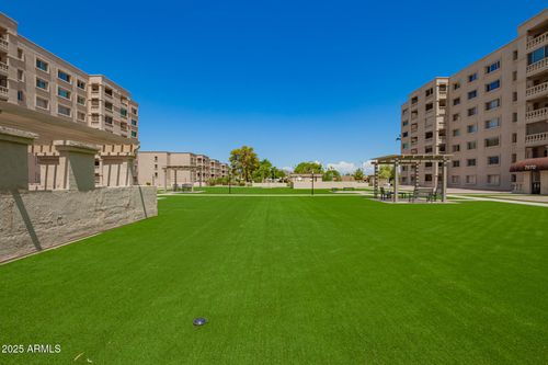 7950 E Camelback Rd, Scottsdale, AZ, 85251-2615 | Card Image