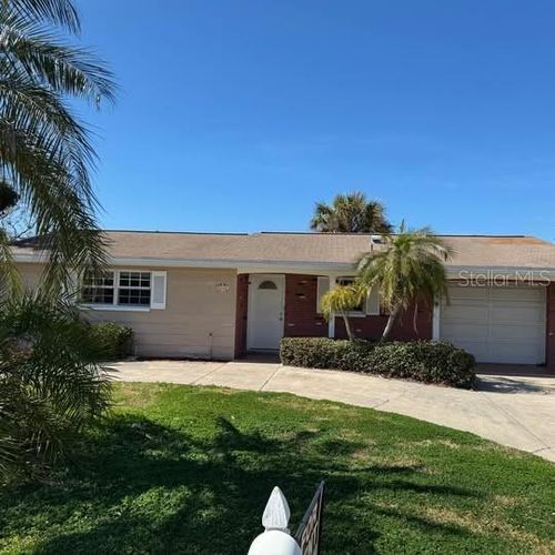 2154 Cedar Dr, DUNEDIN, FL, 34698-2553 | Card Image