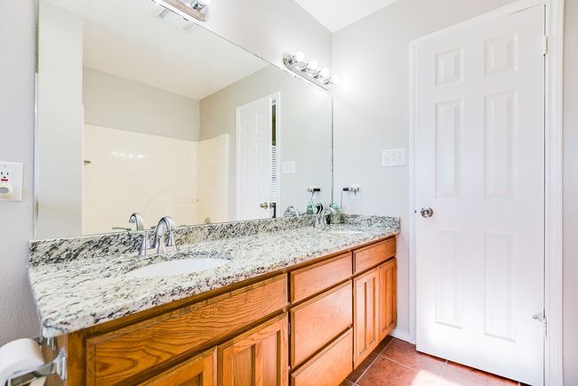 Main Bath | Image 17