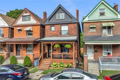 39 Fairleigh Ave N, Hamilton, ON, L8L6H1 | Card Image