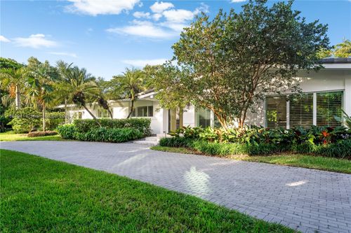12220 Pine Needle Ln, Pinecrest, FL, 33156-5725 | Card Image