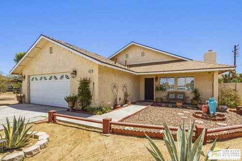 58217 Joshua Dr, Yucca Valley, CA, 92284-6187 | Card Image