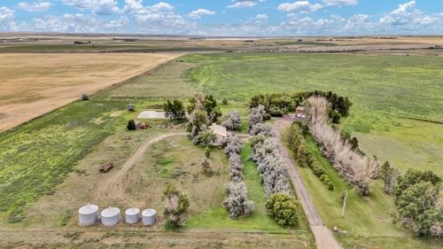 7525 Highway 3, Cypress County, AB, T0K1Z0 | Card Image