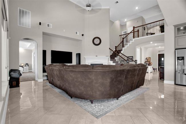 16503 Preston Falls Dr, House other with 5 bedrooms, 5 bathrooms and 4 parking in Cypress TX | Image 15