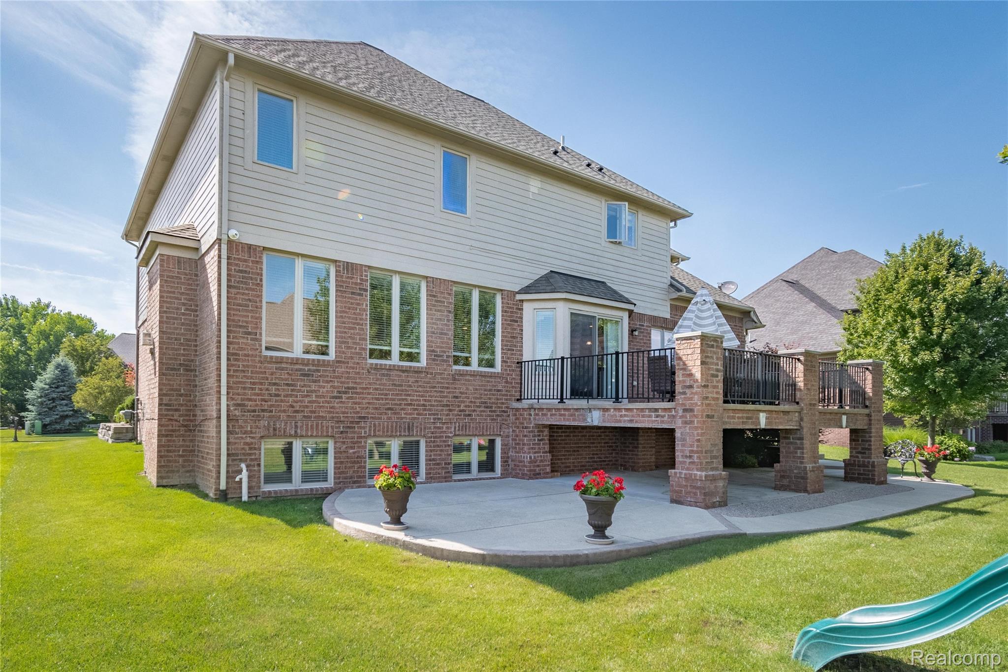 Residential in Shelby Charter Township 2
