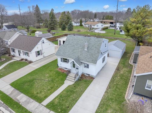 1216 Arlington Avenue, Manitowoc, WI, 54220 | Card Image