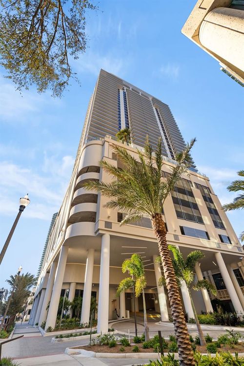 unit-4101-275 1st Ave S, ST PETERSBURG, FL, 33701-4857 | Card Image