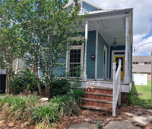 202 Church St, Donaldsonville, LA, 70346-2604 | Card Image