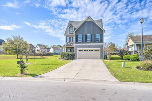 305 Pebble Shore Dr, Sneads Ferry, NC, 28460-8303 | Card Image