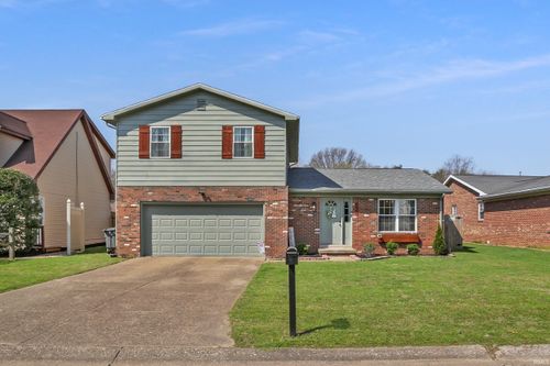655 Bonnie View Dr, Evansville, IN, 47715-6948 | Card Image