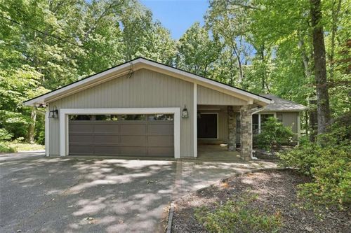 3662 Stonelake Ct Sw, Lilburn, GA, 30047-2422 | Card Image