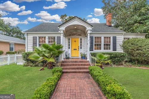 1530 E 51st St, Savannah, GA, 31404-4040 | Card Image