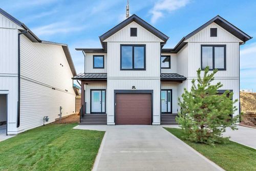 46 Concord Rise, Sylvan Lake, AB, T4S0N7 | Card Image