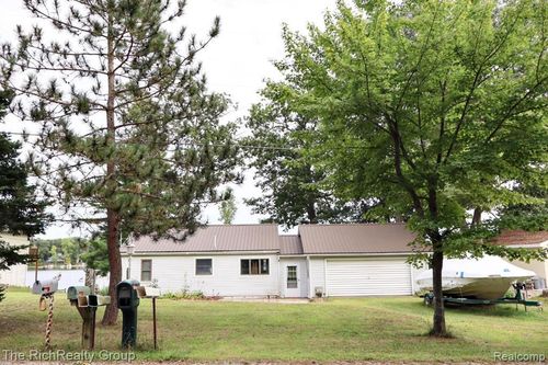 2120 Indian Lake Rd, National City, MI, 48748-9512 | Card Image