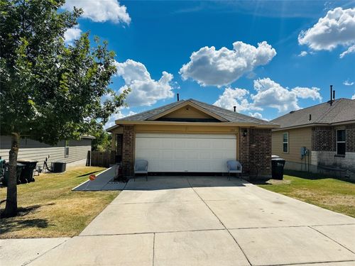 180 Lake Gln, San Marcos, TX, 78666-8042 | Card Image