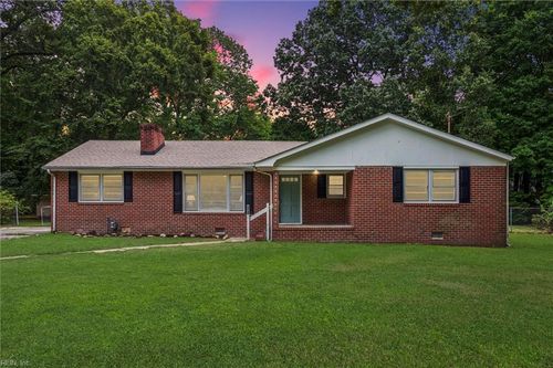 304 Harwood Dr, Yorktown, VA, 23692-3234 | Card Image