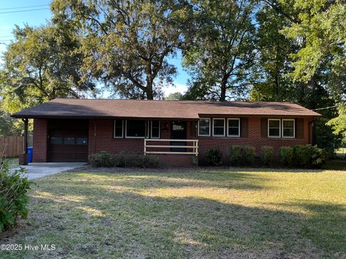 702 Forest Grove Ave, Jacksonville, NC, 28540-6225 | Card Image