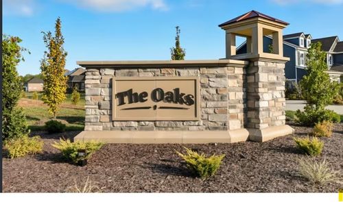 916 Alton Dr, Clarksville, TN, 37043-4087 | Card Image