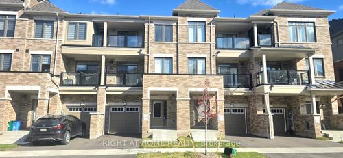 1992 Cameron Lott Cres, Oshawa, ON, L1L0S1 | Card Image