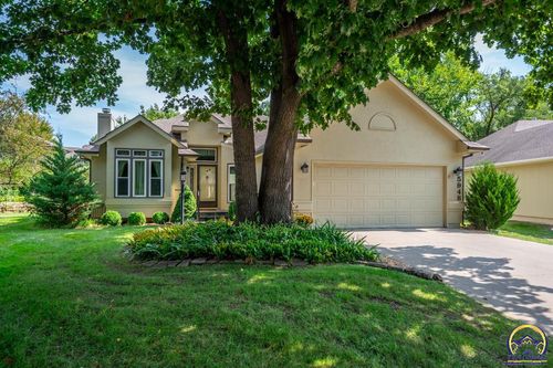 5948 Sw 31st St, Topeka, KS, 66614-4021 | Card Image
