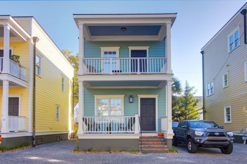 4 Ipswich Ct, Charleston, SC, 29403-7001 | Card Image