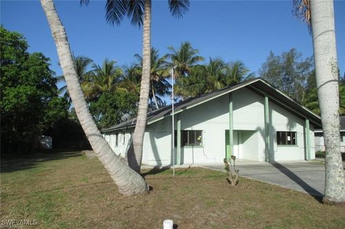 5395 Carolina Ave, NAPLES, FL, 34113-8730 | Card Image