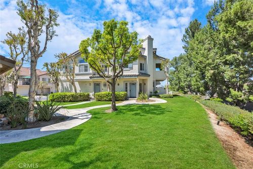 7877 E Horizon View Dr, Anaheim, CA, 92808-1521 | Card Image