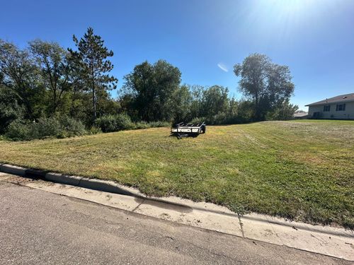 123 4th St N, Sauk Centre, MN, 56378-2114 | Card Image