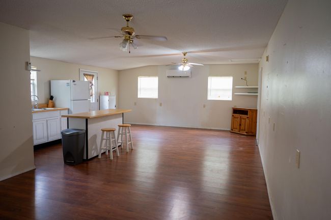 Studio | Image 25