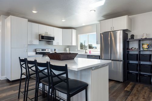 80 Ponderosa St, Fredonia, AZ, 86022-0257 | Card Image