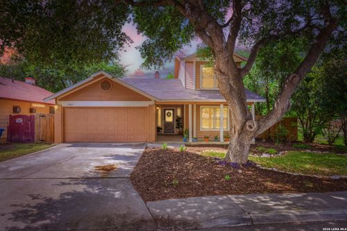 13043 Feather Ridge Dr, San Antonio, TX, 78233-4550 | Card Image