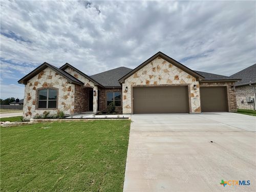 801 Golden Eagle Cv, Salado, TX, 76571-6681 | Card Image