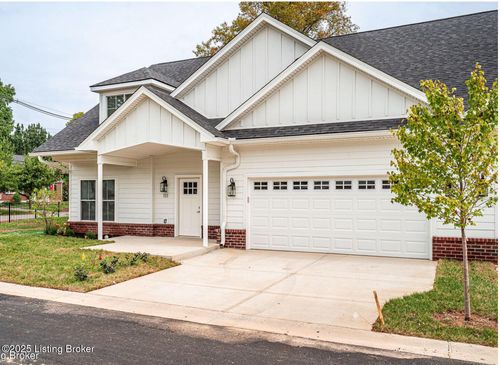 105 Wellston Pl, Louisville, KY, 40207-2628 | Card Image