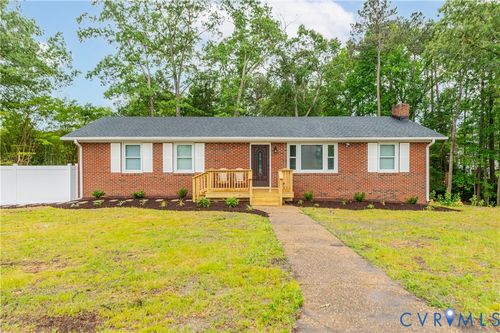 5221 Ecoff Ave, Chester, VA, 23831-1616 | Card Image