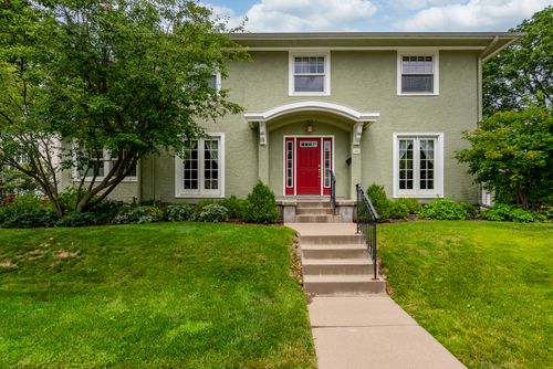 308 Forest Rd, Davenport, IA, 52803-3615 | Card Image