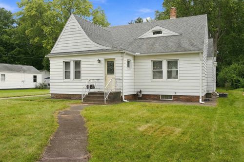 1756 E Beardsley Avenue, Elkhart, IN, 46514-3704 | Card Image