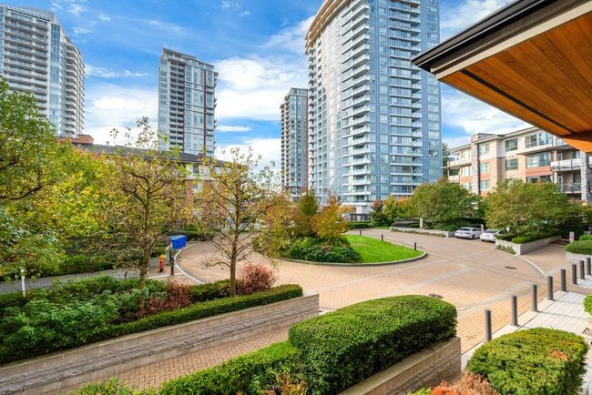 214 - 1152 Windsor Mews, Condo with 2 bedrooms, 2 bathrooms and 1 parking in Coquitlam BC | Image 21