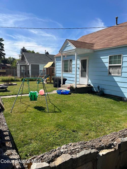 112 1st, Smelterville, ID, 83868 | Card Image